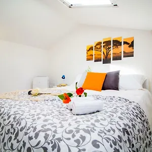 Innpisarentals 2 - Airstation Central Flat